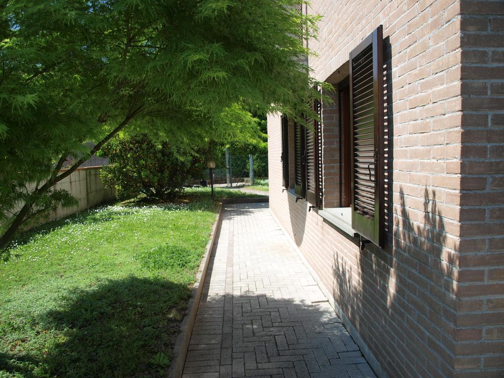 Apartment Maria & Patrizio Lignano Sabbiadoro Exterior photo